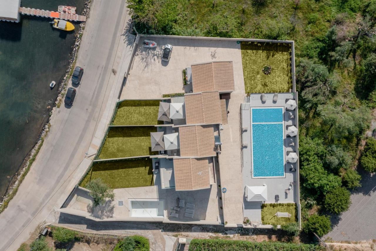 Swans Luxury Homes Kommeno  Exterior foto